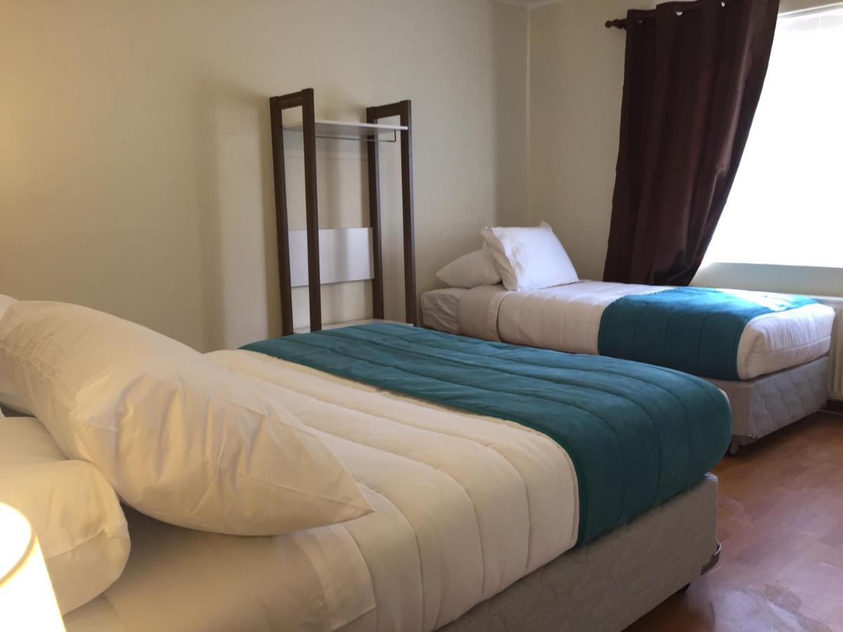 Haiken Hostal Punta Arenas Exterior foto
